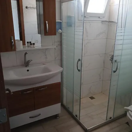 Huzur Otel *